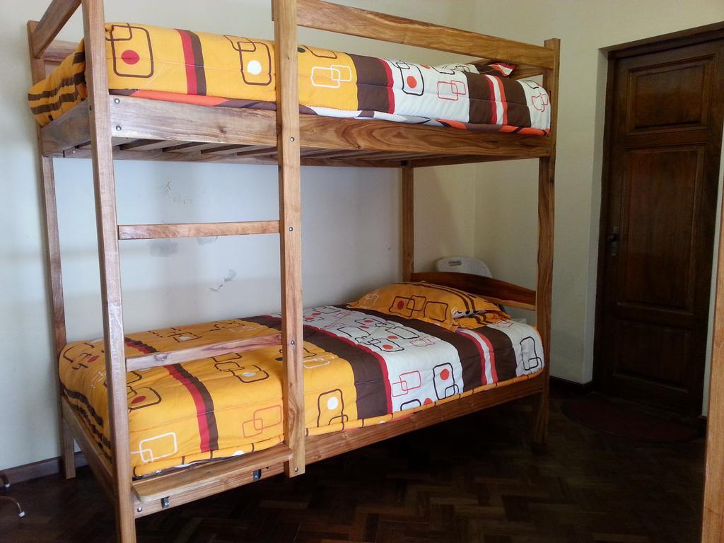 Villa Oropeza Hostel Sucre Quarto foto