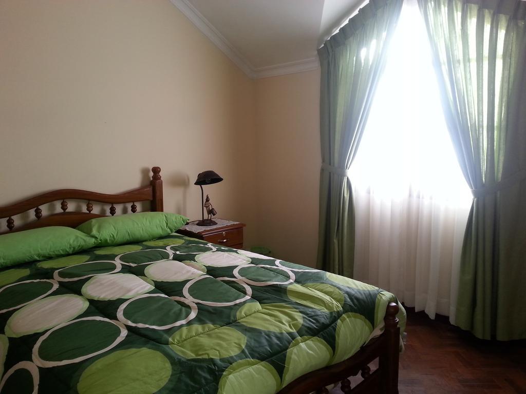 Villa Oropeza Hostel Sucre Quarto foto